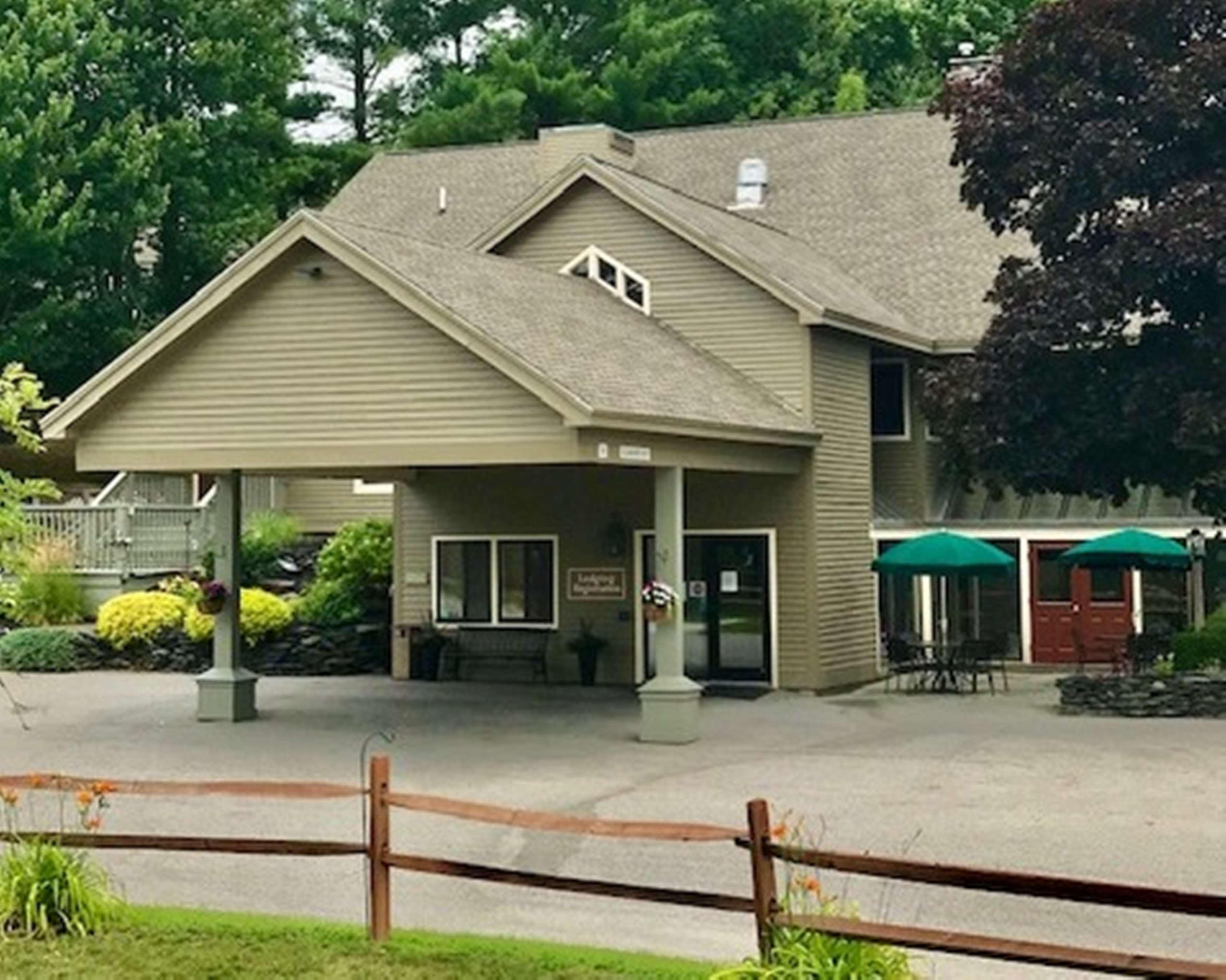 Best Western Inn & Suites Rutland-Killington Exterior photo