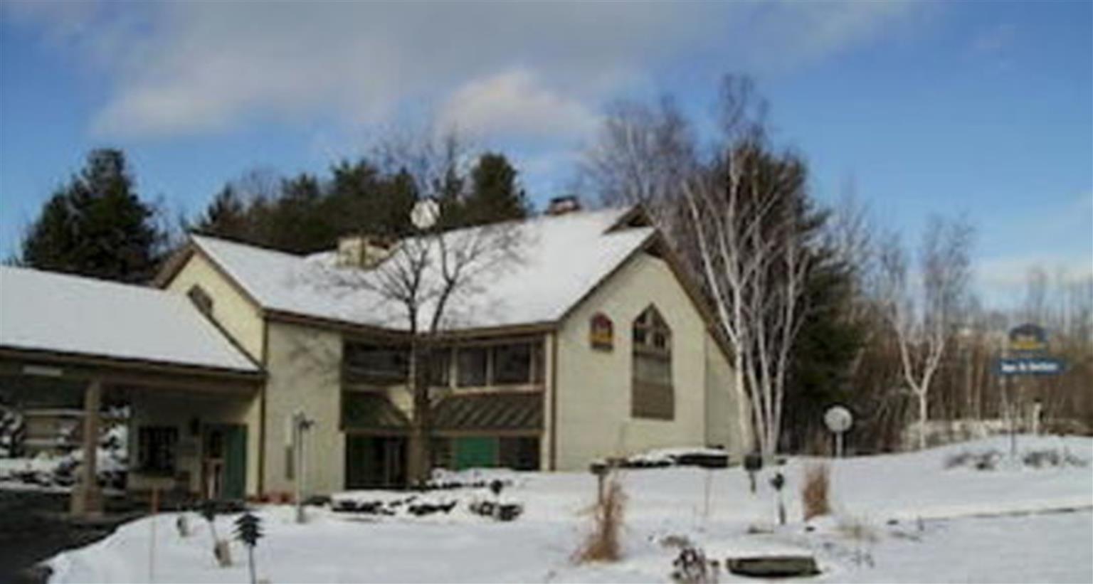 Best Western Inn & Suites Rutland-Killington Exterior photo